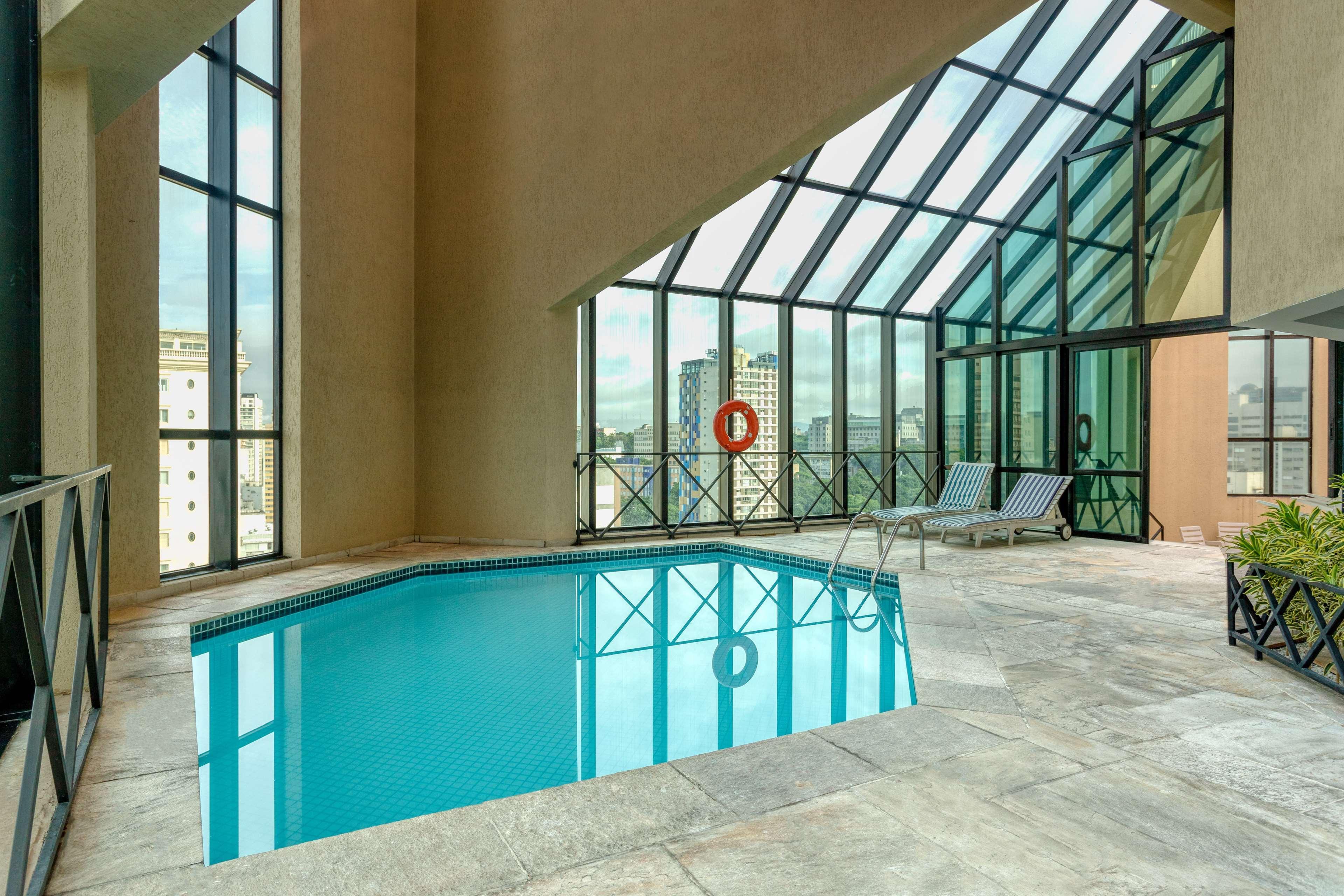 Radisson Oscar Freire Hotell São Paulo Eksteriør bilde The pool