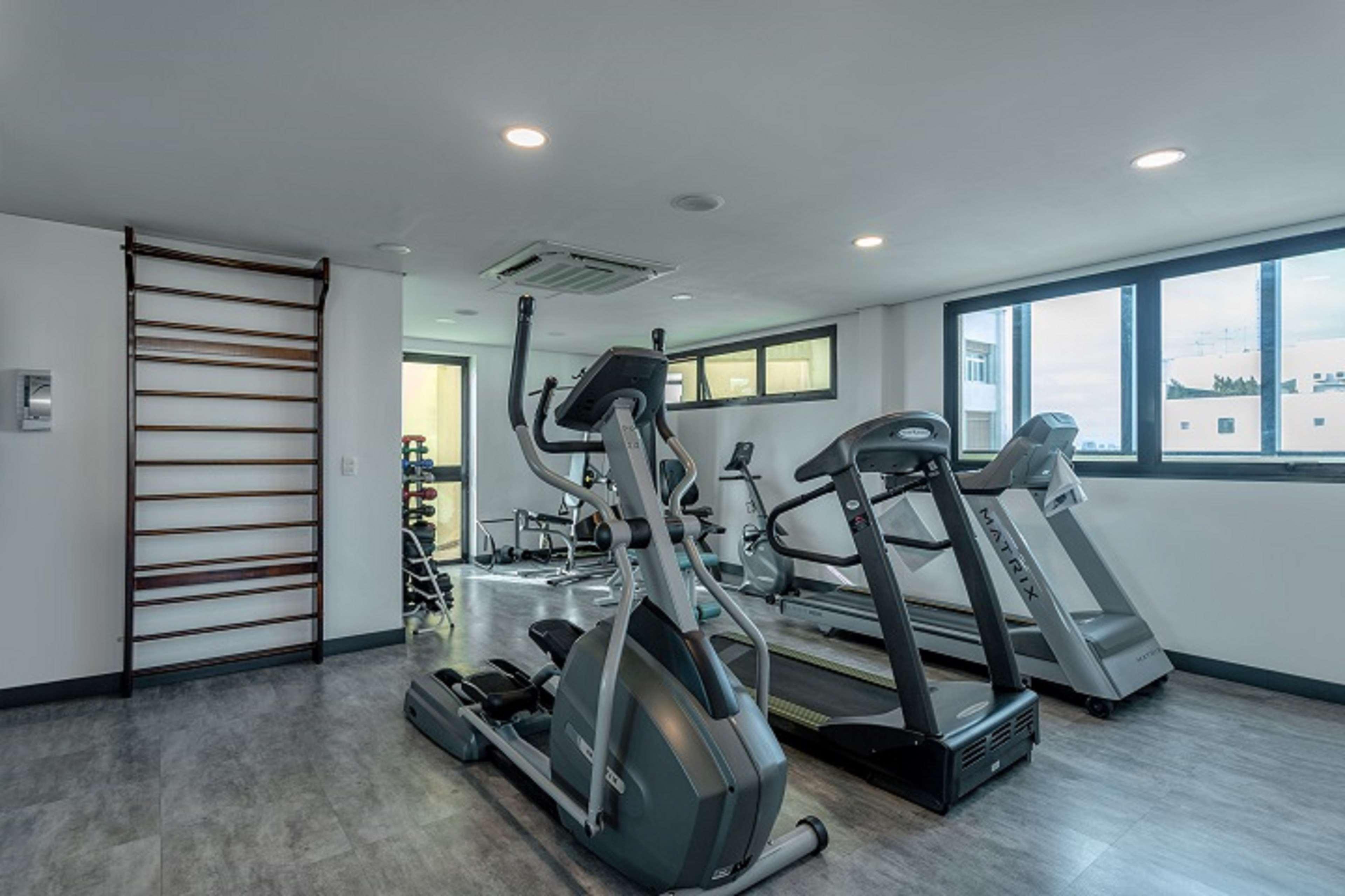 Radisson Oscar Freire Hotell São Paulo Eksteriør bilde The gym at the hotel