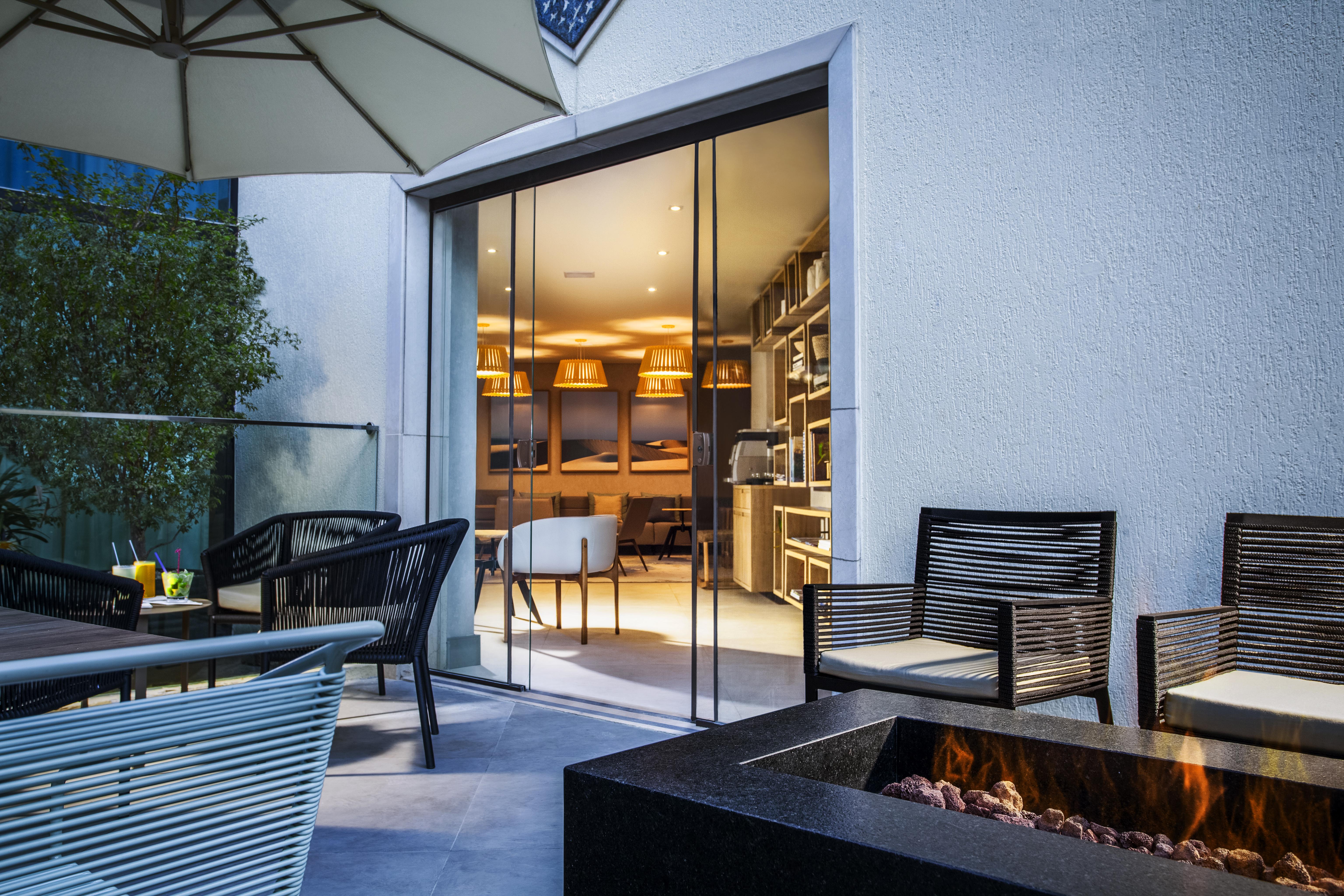 Radisson Oscar Freire Hotell São Paulo Eksteriør bilde The Terrace at The Hari