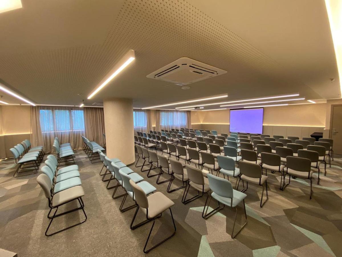 Radisson Oscar Freire Hotell São Paulo Eksteriør bilde The 2019 conference venue